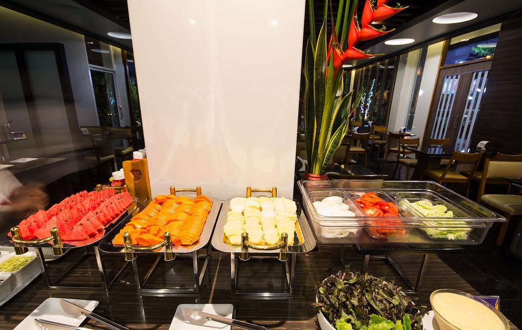 乌汶v酒店 外观 照片